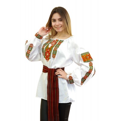 Embroidered blouse "Nostalgia"